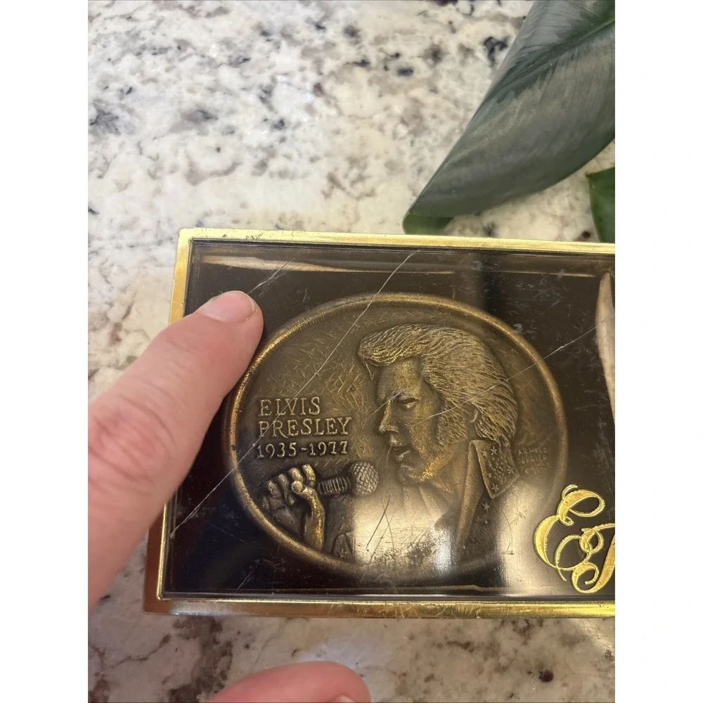 Elvis Presley Belt Buckle First Edition Memorial Commemorative Vintage 1935-1977